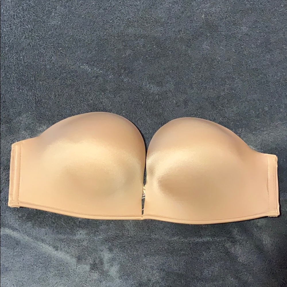 VICTORIA SECRETS Bombshell Strapless Bra Size 34C
